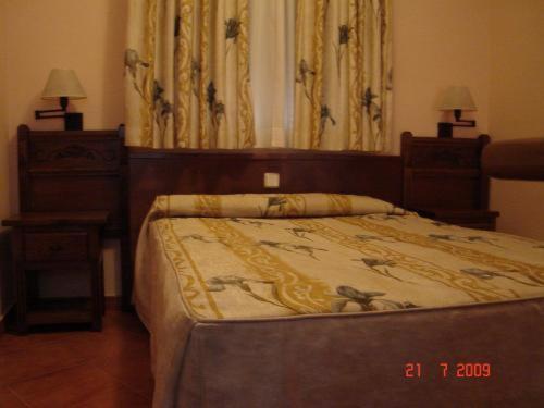 Hostal Cruz Verde Navalcarnero Bilik gambar