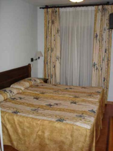 Hostal Cruz Verde Navalcarnero Bilik gambar